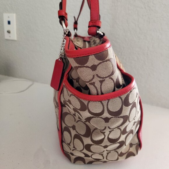 Euc Coach Carrie Khaki Shoulder Bag Tote Purse - Picture 4 of 16